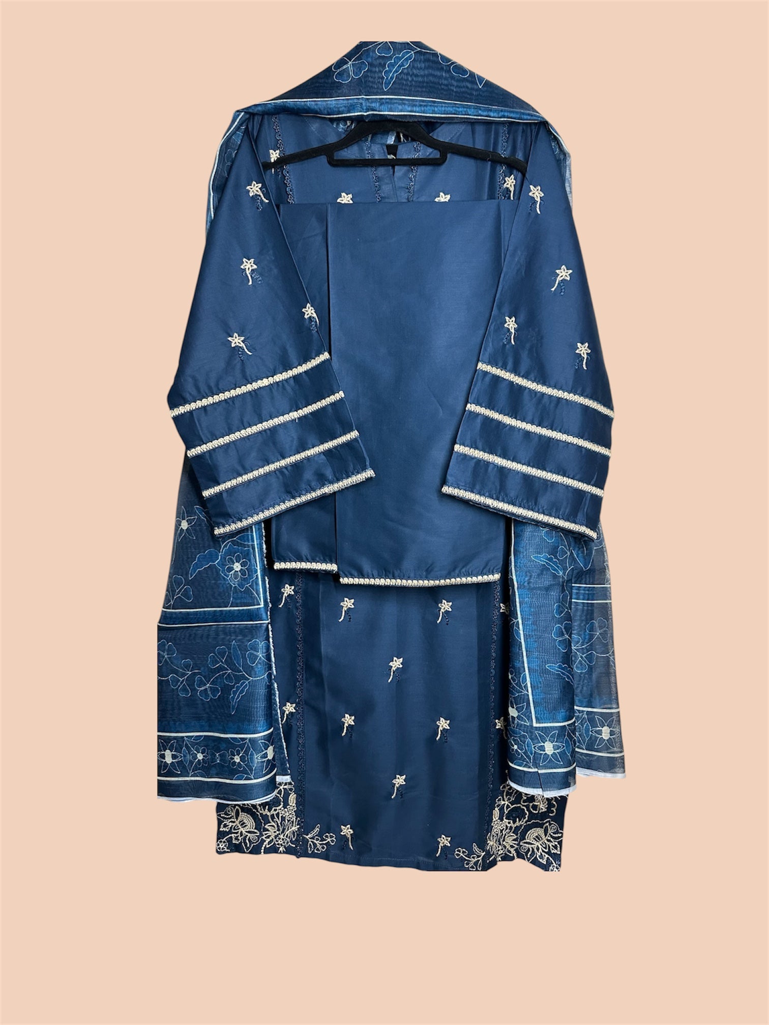 Casual Luxe Embroidered 3 Piece Suit