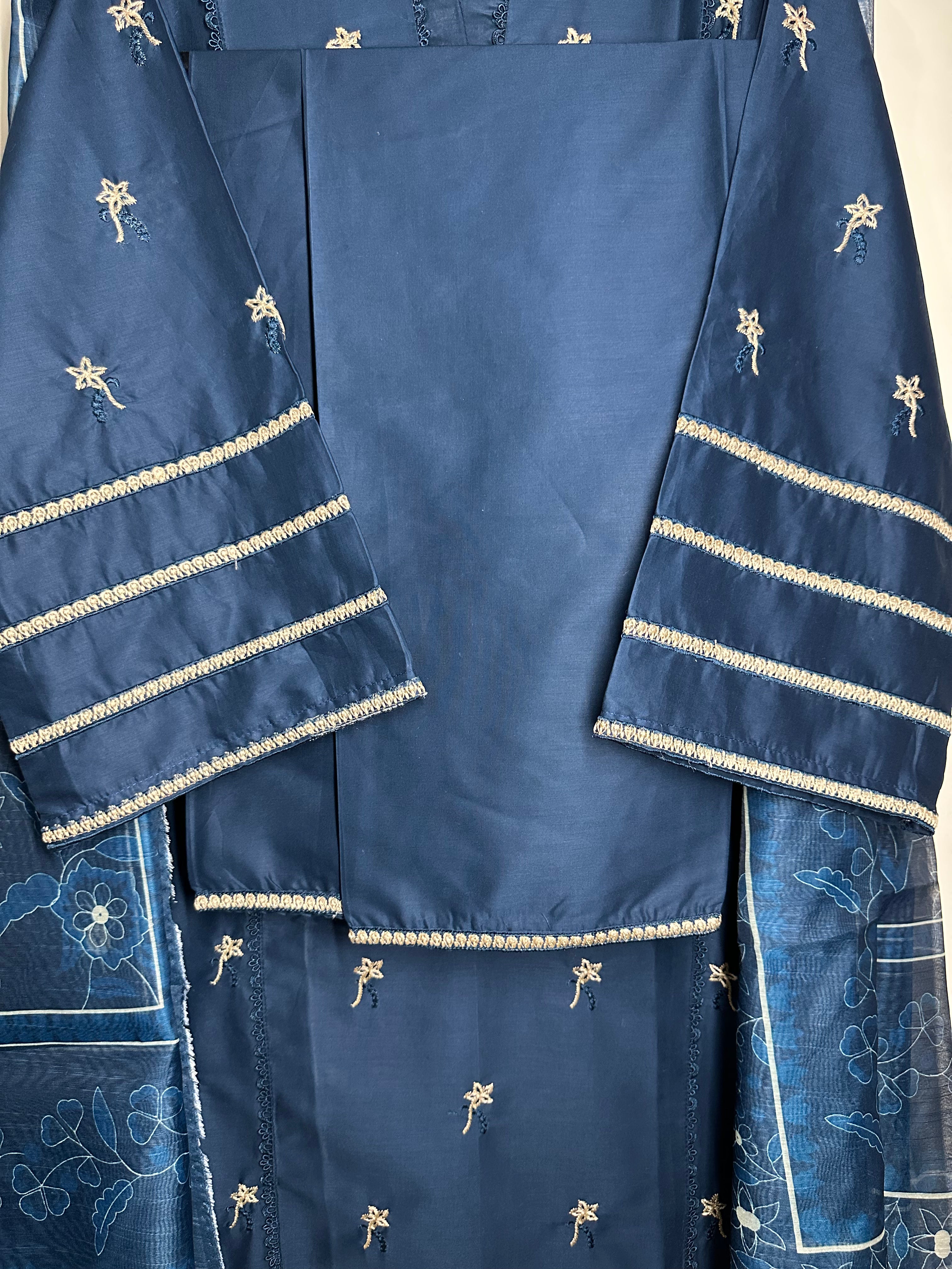 Casual Luxe Embroidered 3 Piece Suit