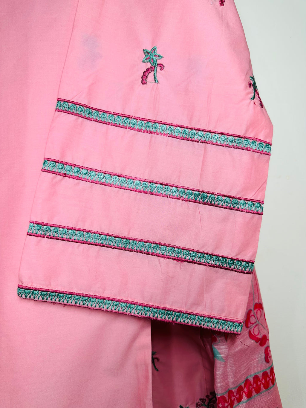 Casual Luxe Embroidered 3 Piece Suit