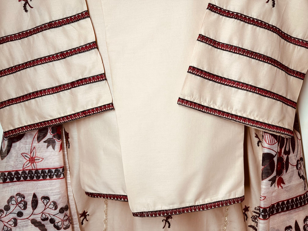 Casual Luxe Embroidered 3 Piece Suit