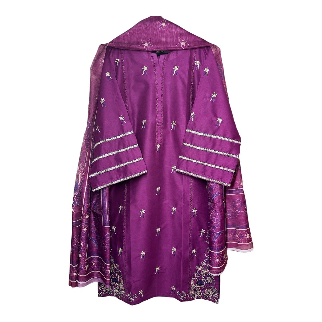 Casual Luxe Embroidered 3 Piece Suit